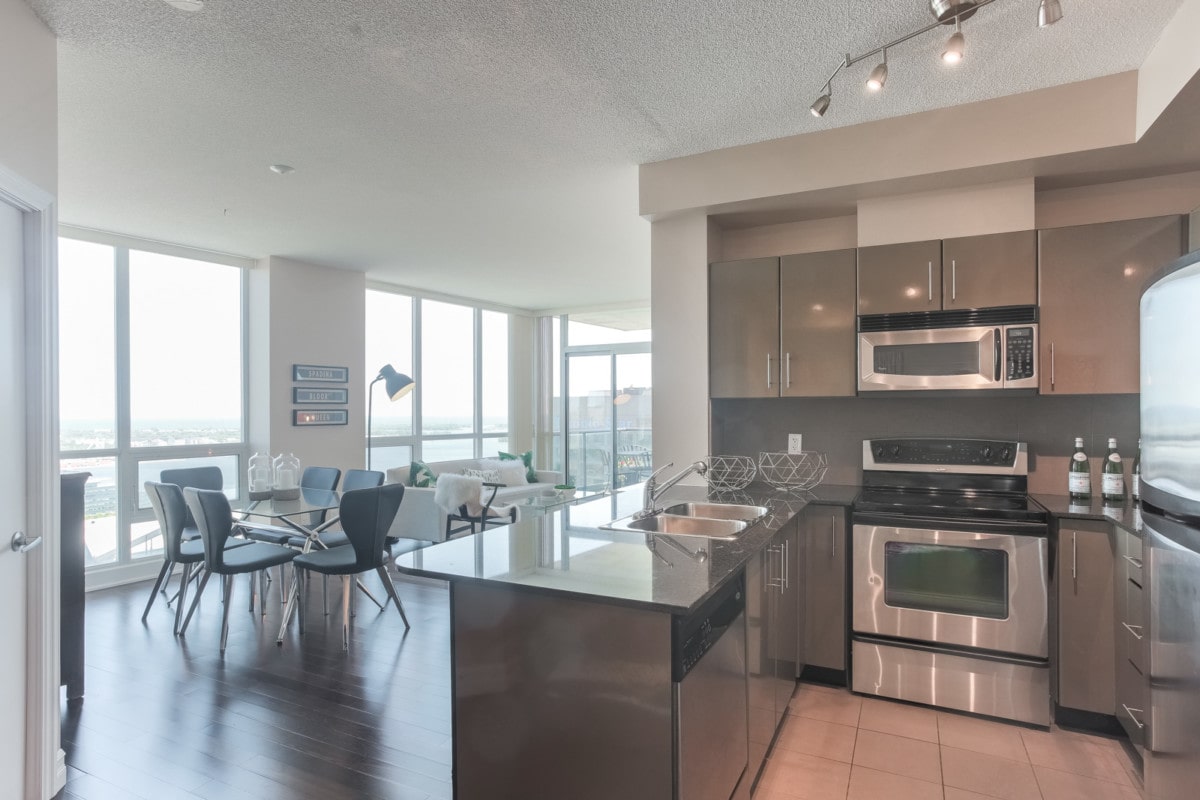 16 Yonge St Suite 3409 Toronto