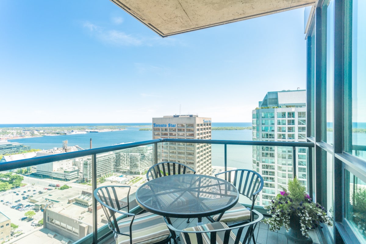 16 Yonge St Suite 3409 Toronto