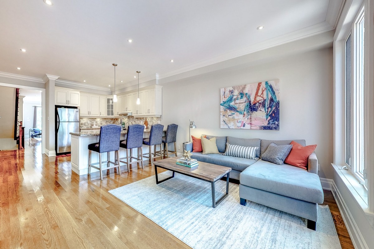 92B Torrens Ave  East York