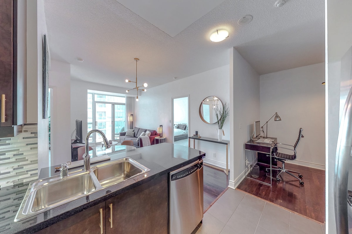 1910 Lake Shore Blvd W, Suite 1505  Toronto