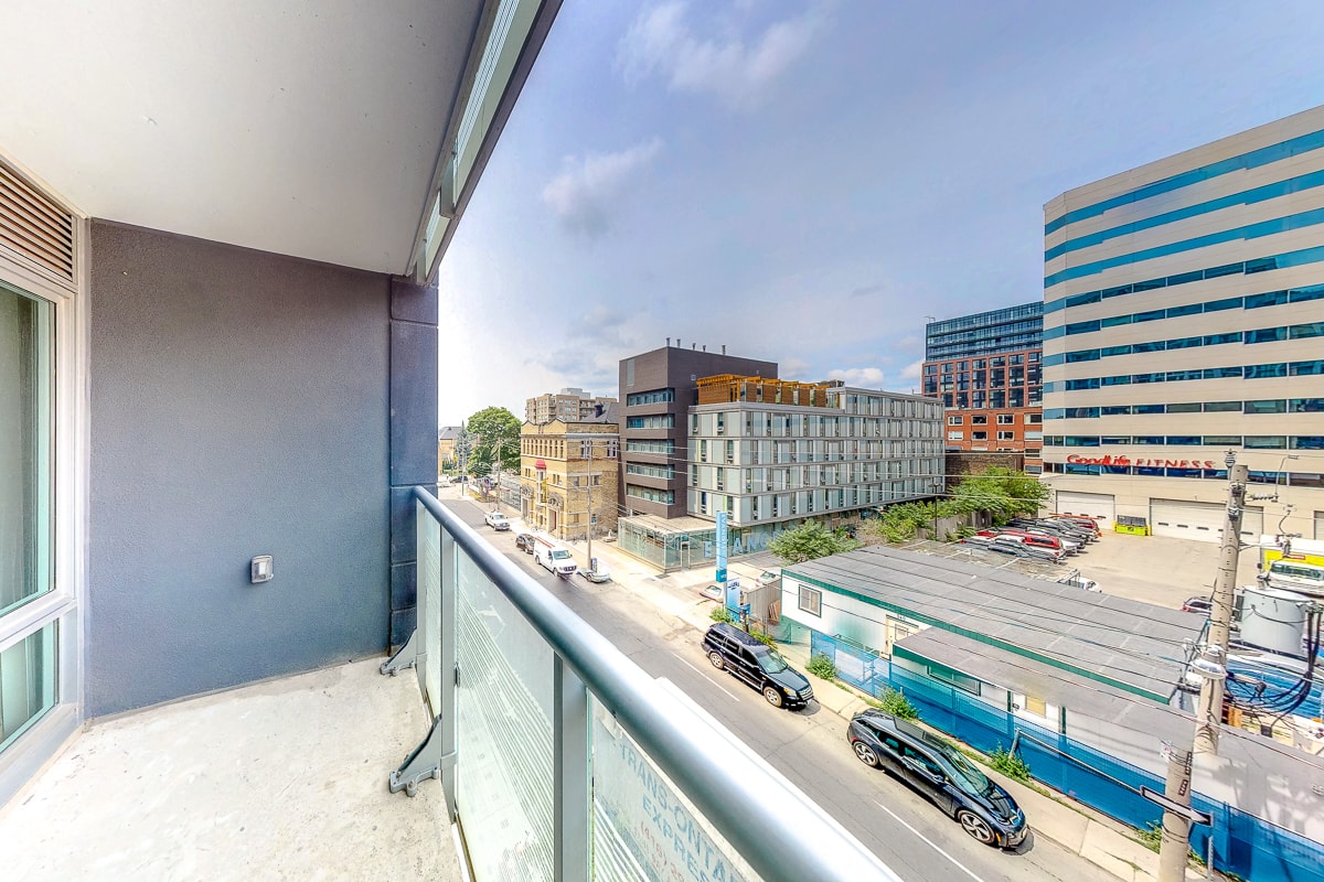 525 Adelaide St W, Suite 513  Toronto